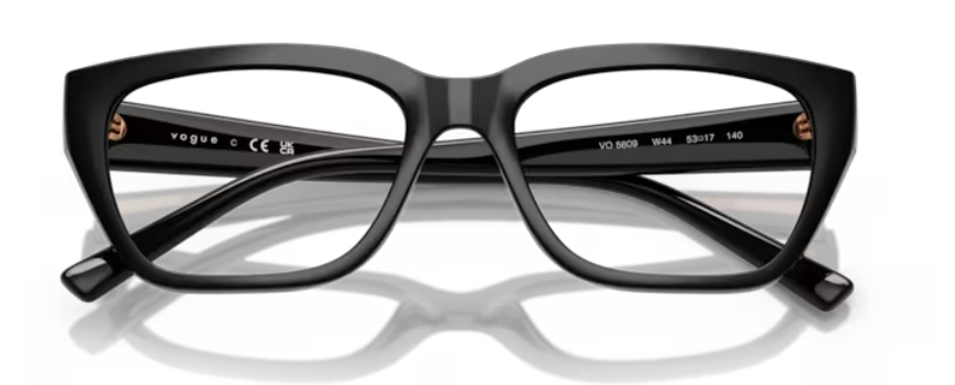 VOGUE 5609 WOMAN
